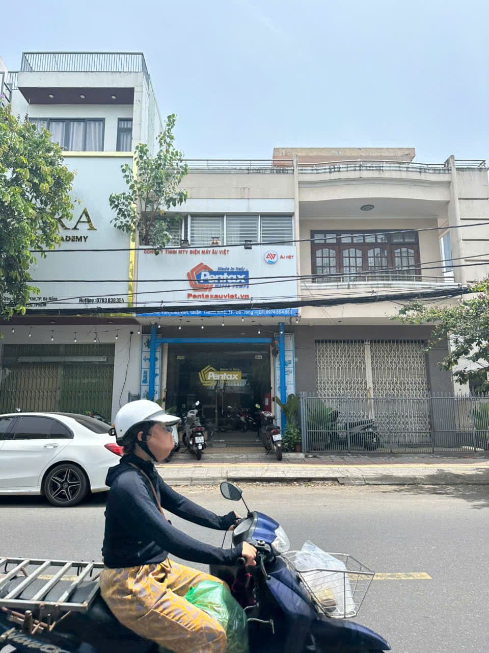 Nhà nguyên căn 3 tầng đường Trần Cao Vân, diện tích 75m², phù hợp kinh doanh