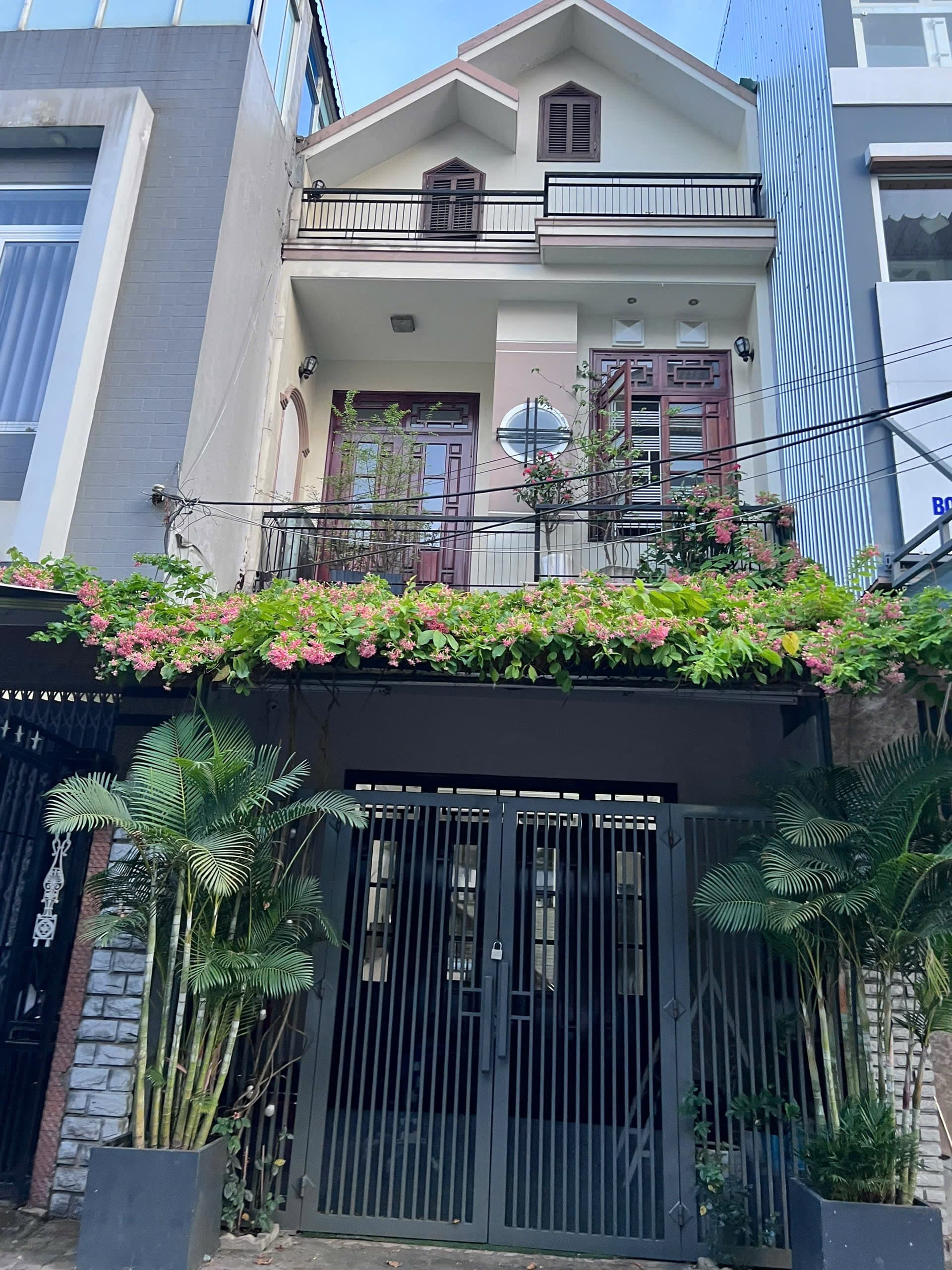 Nhà nguyên căn 2 tầng đường Huỳnh Mẫn Đạt, diện tích 72m², phù hợp kinh doanh