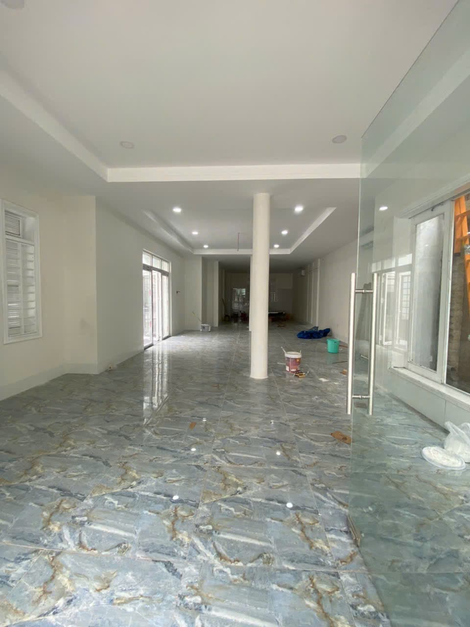 Mặt bằng kinh doanh 200m² tại Tiểu La  