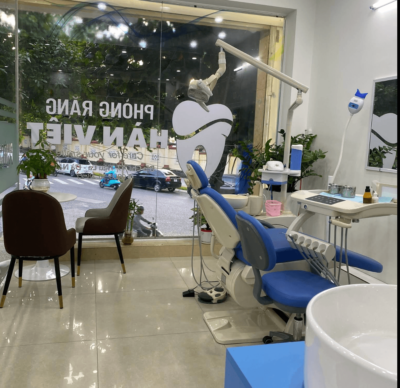 Mặt bằng kinh doanh tại Tiểu La, có WC và lối đi riêng