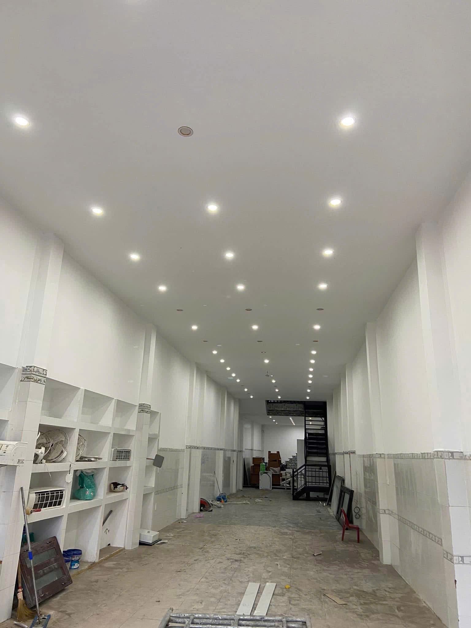 Nhà nguyên căn 3 tầng tại đường Tôn Đức Thắng, phù hợp kinh doanh - Ảnh 2