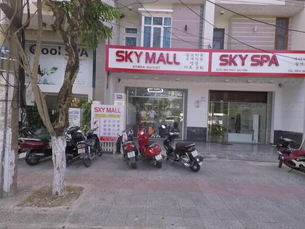 Mặt bằng kinh doanh trống suốt 3 tầng tại Ngô Quyền