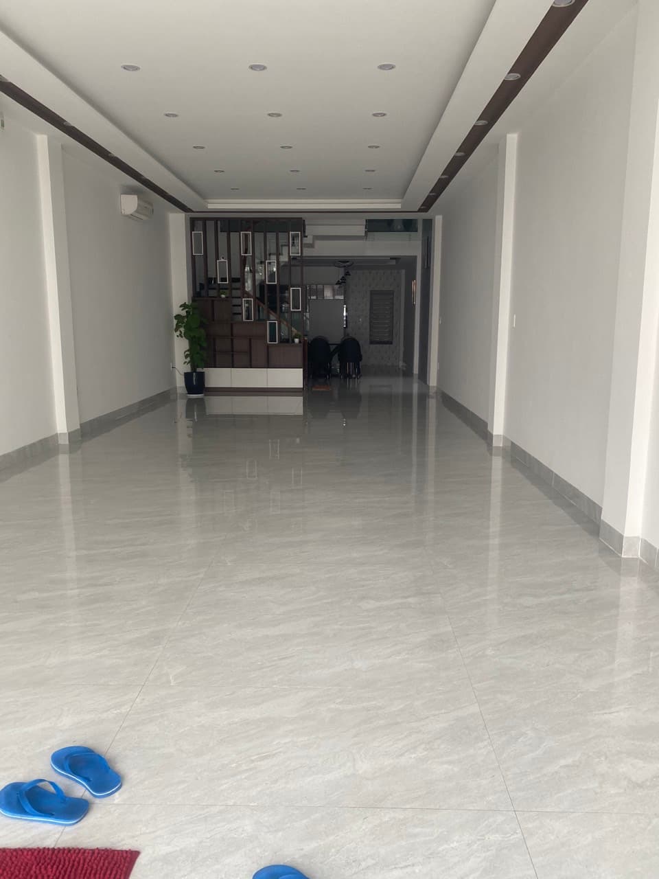 Nhà 3 tầng  100m2 tại Điện Biên Phủ, phù hợp để ở và kinh doanh - Ảnh 2
