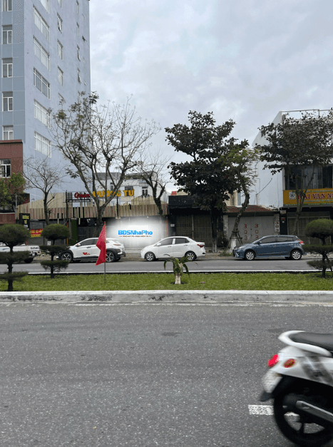 Nhà cấp 4 diện tích 250m2 gần Ông Ích Khiêm, phù hợp kinh doanh đa ngành