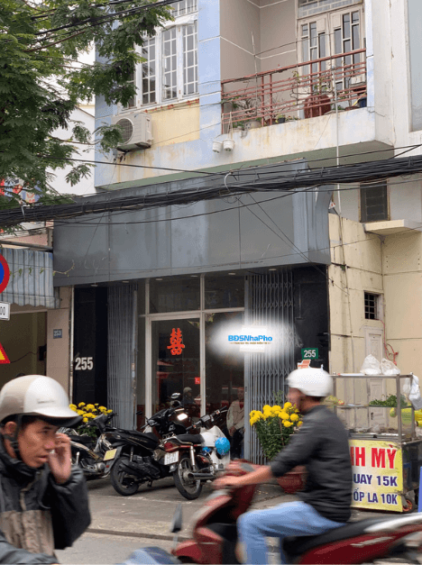 Mặt bằng kinh doanh 2 tầng 1 lửng diện tích 66m², phù hợp kinh doanh sạch sẽ