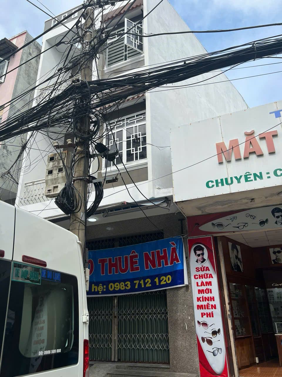 Nhà nguyên căn 3 tầng đường Trần Cao Vân, diện tích 250m2, phù hợp kinh doanh