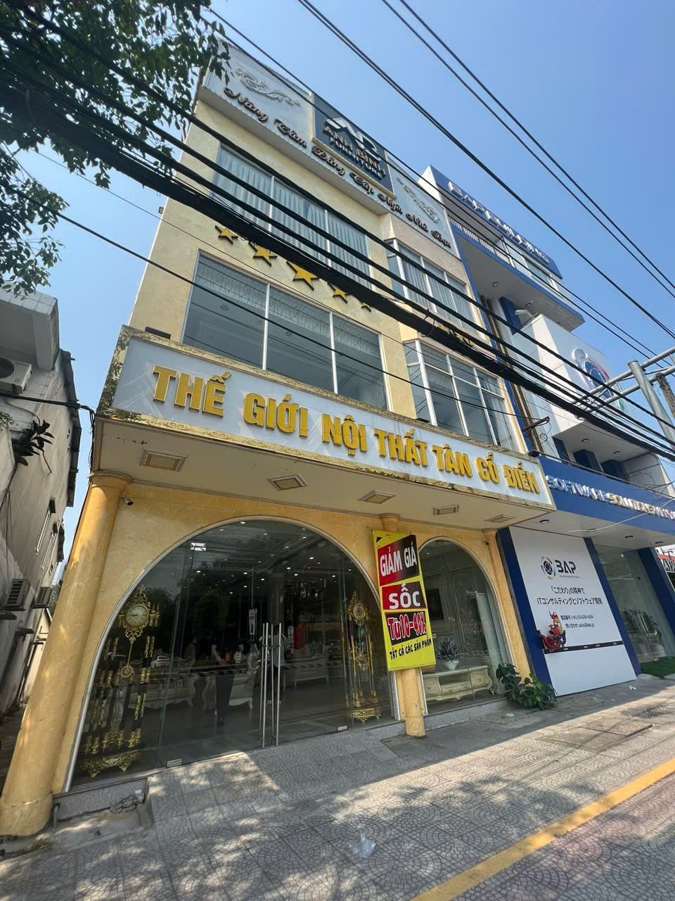Nhà 4 tầng 2 mặt tiền đường Nguyễn Đình Thi, diện tích 400m², phù hợp kinh doanh
