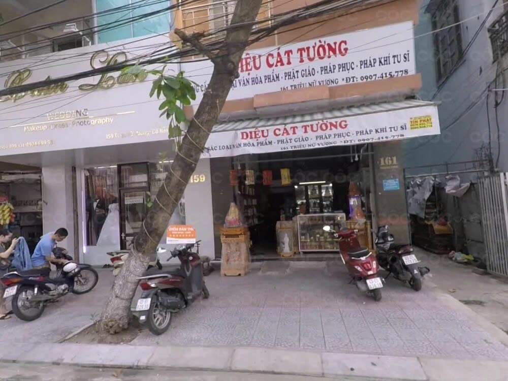 Nhà mặt tiền kẹp kiệt bên hông 5x15m, 4,5 tầng, phù hợp văn phòng hoặc mặt bằng kinh doanh