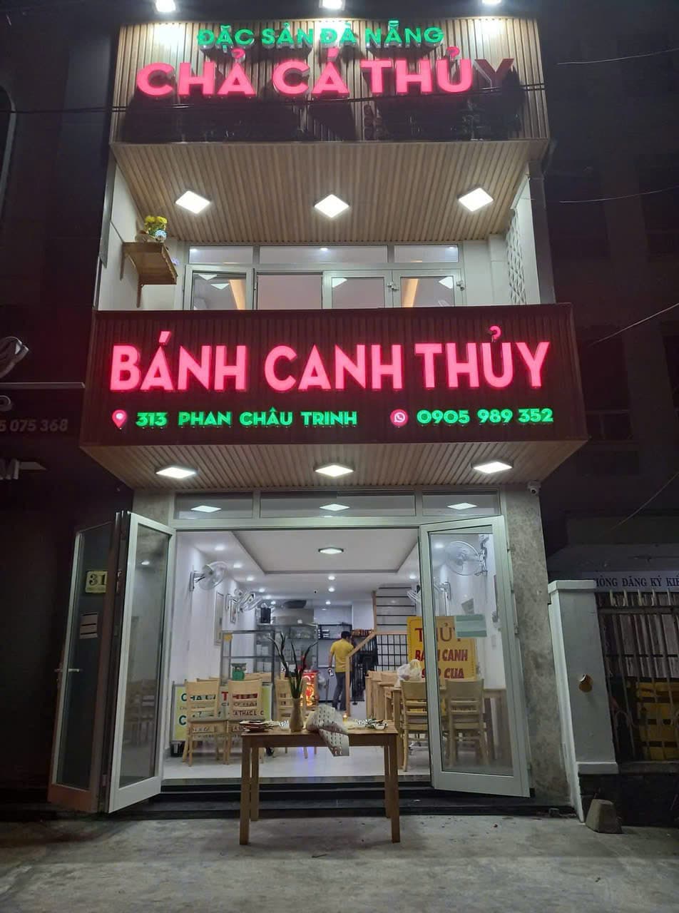 Nhà nguyên căn 2 tầng phù hợp kinh doanh tại Phan Châu Trinh