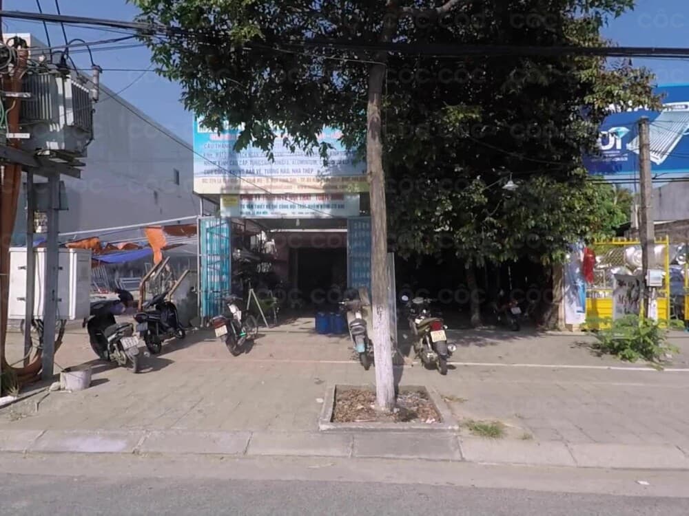 NGUYÊN CĂN 3 TẦNG ĐƯỜNG LÊ VĂN HIẾN