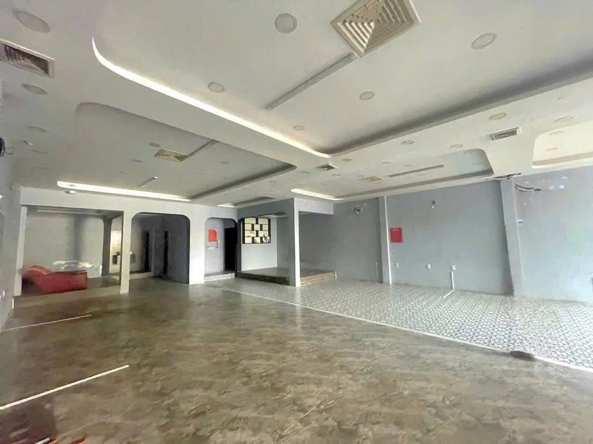 Nhà nguyên căn cấp 4 diện tích 180m2 tại Thái Thị Bôi  - Ảnh 3