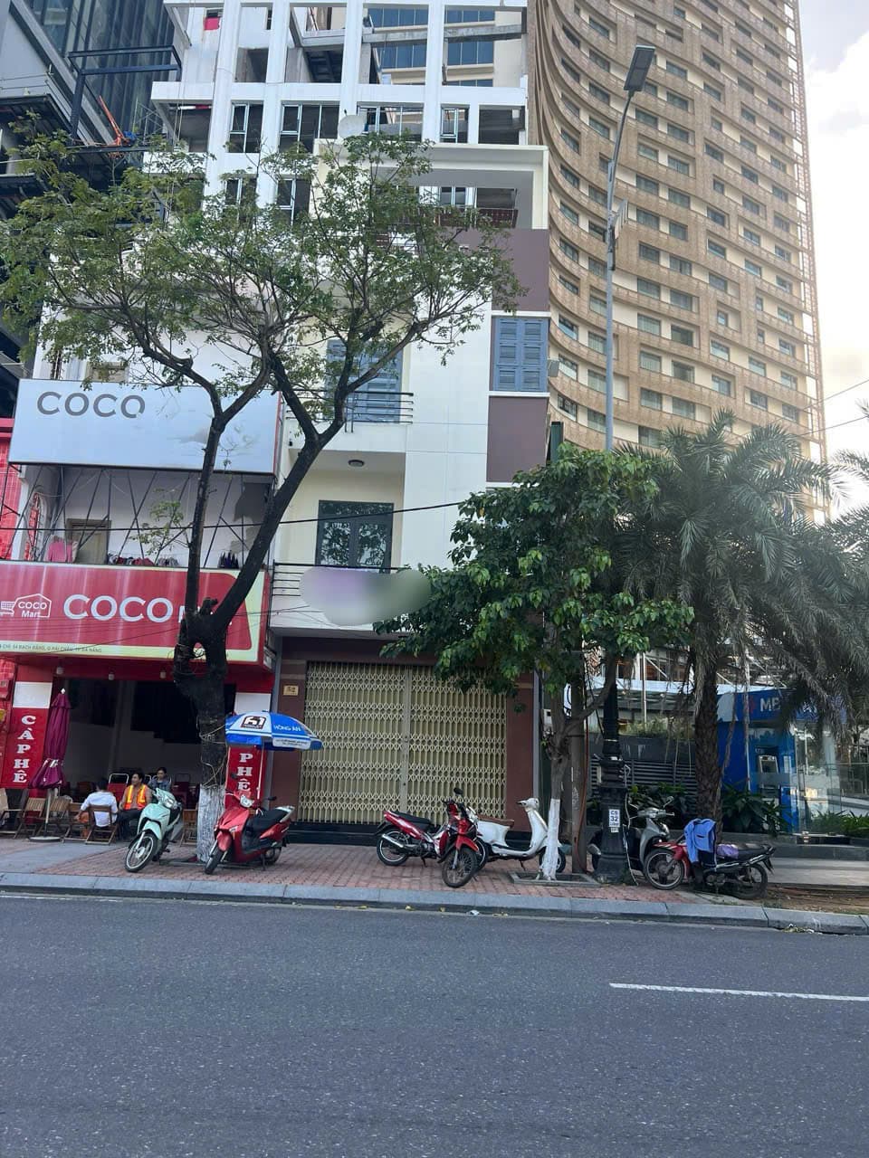 Nhà 3 tầng có sân thượng đường Bạch Đằng, phù hợp văn phòng và kinh doanh
