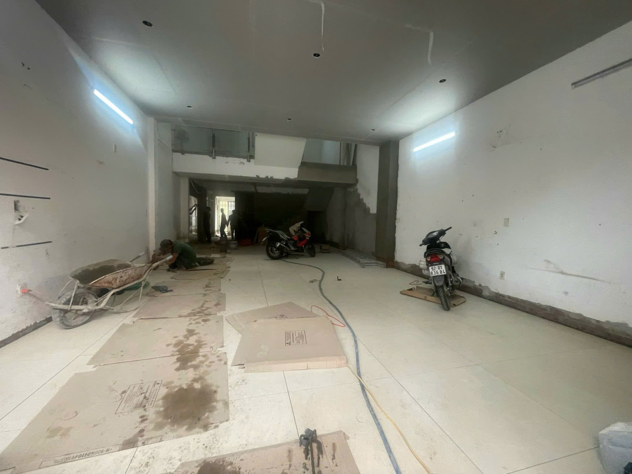 Nhà 1 trệt 2 lầu mặt tiền đường Châu Thị Vĩnh Tế, quận Ngũ Hành Sơn
