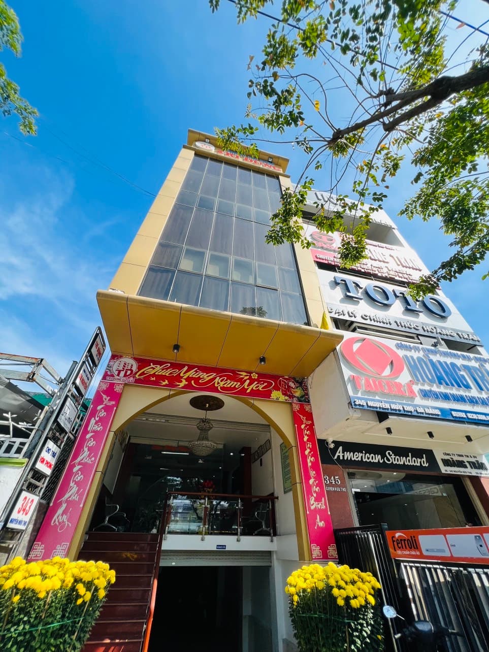 Nhà 4 tầng 125m² tại Nguyễn Hữu Thọ, quận Hải Châu, phù hợp để kinh doanh và ở