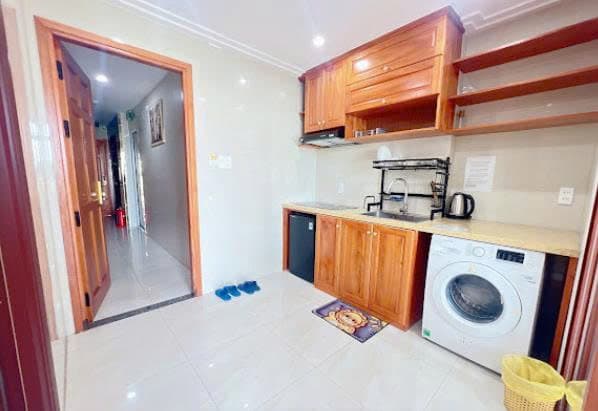 Tòa căn hộ 6 tầng đường Hà Thị Thân