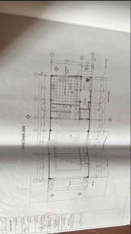 Nhà nguyên căn 5 tầng đường Lê Duẩn, diện tích 135m2, phù hợp kinh doanh và văn phòng