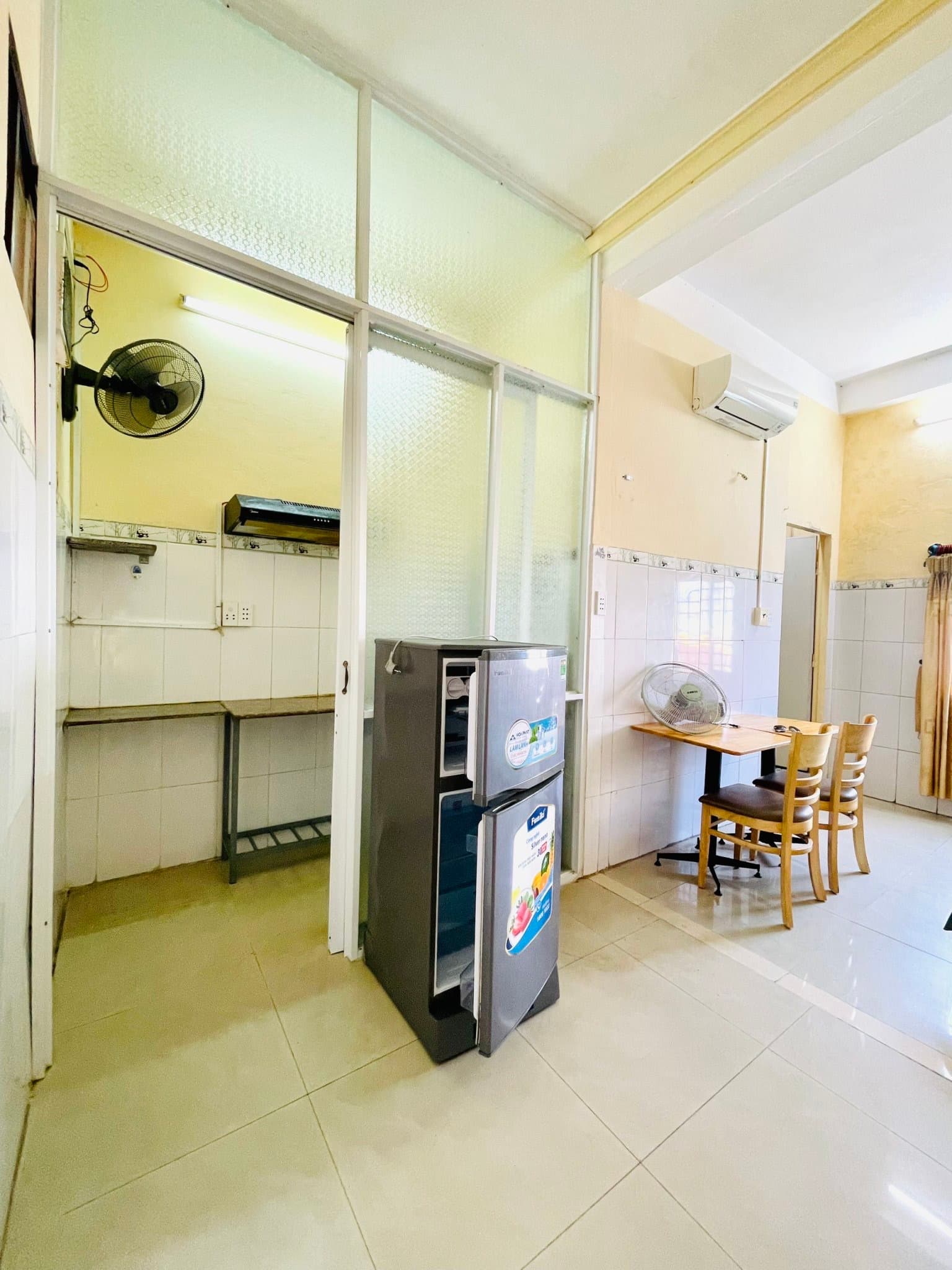 Cho thuê toà nhà 4 tầng 350m2 đường Điện Biên Phủ, phù hợp làm văn phòng và kinh doanh - Ảnh 3
