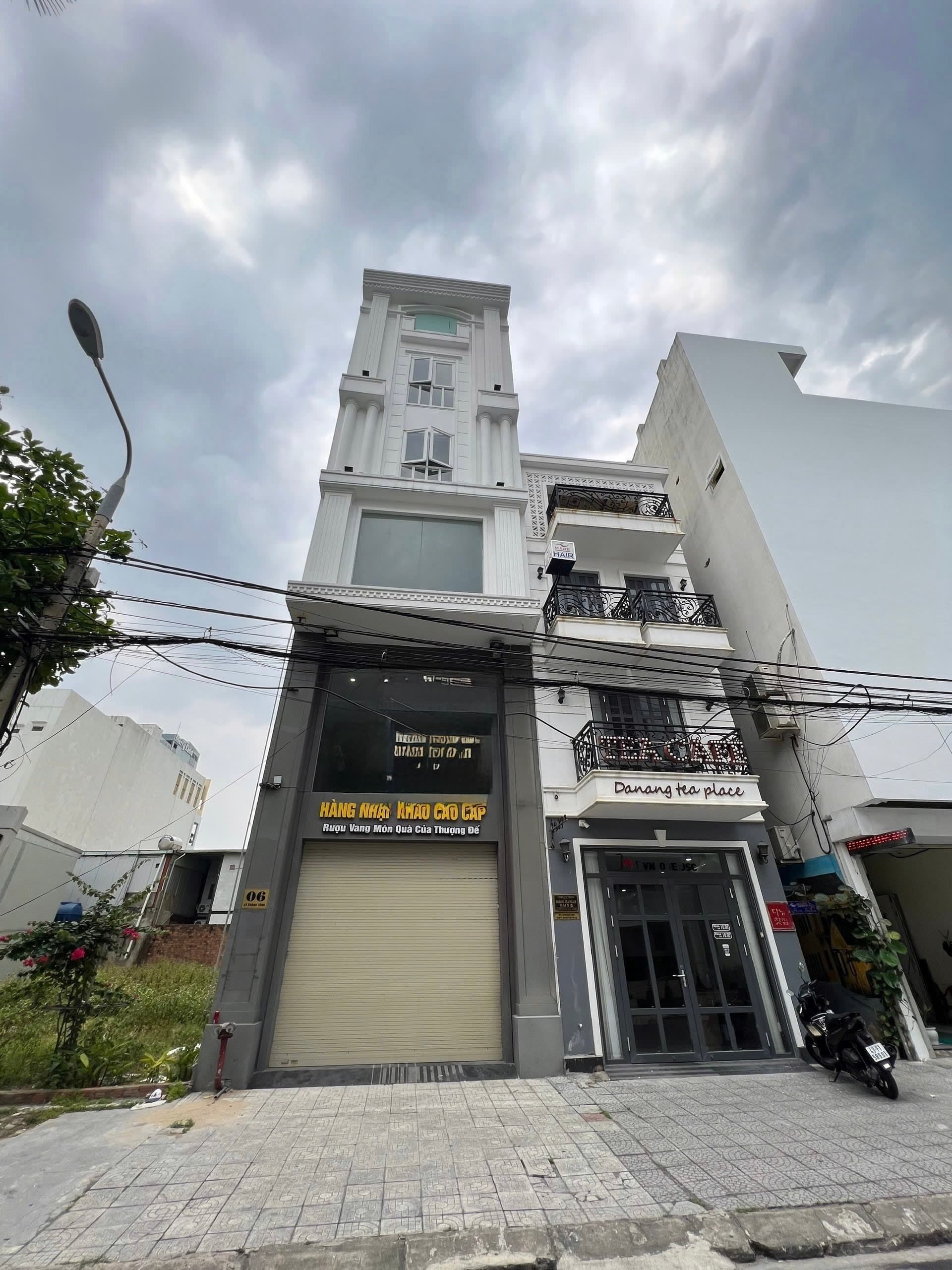Nhà 6 tầng có thang máy tại Lý Thánh Tông, diện tích 125m2, phù hợp văn phòng và spa ngay khu phố Hàn