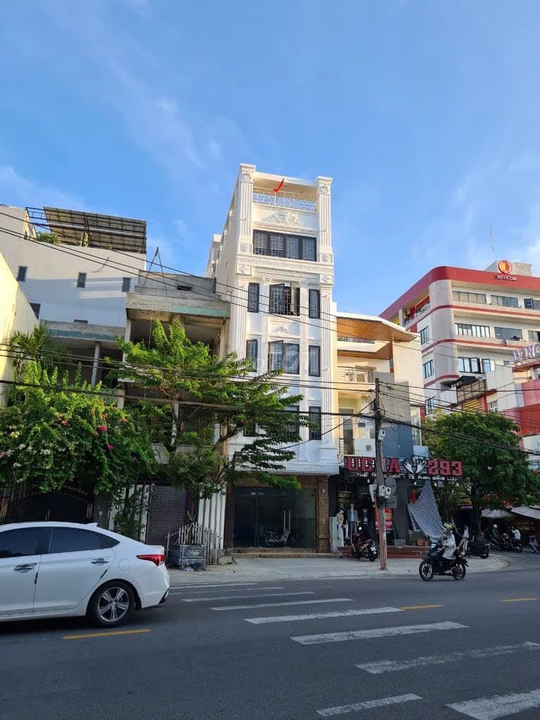 Mặt bằng kinh doanh 200m2 tại Phan Đăng Lưu, phù hợp văn phòng hoặc cửa hàng - Ảnh 2