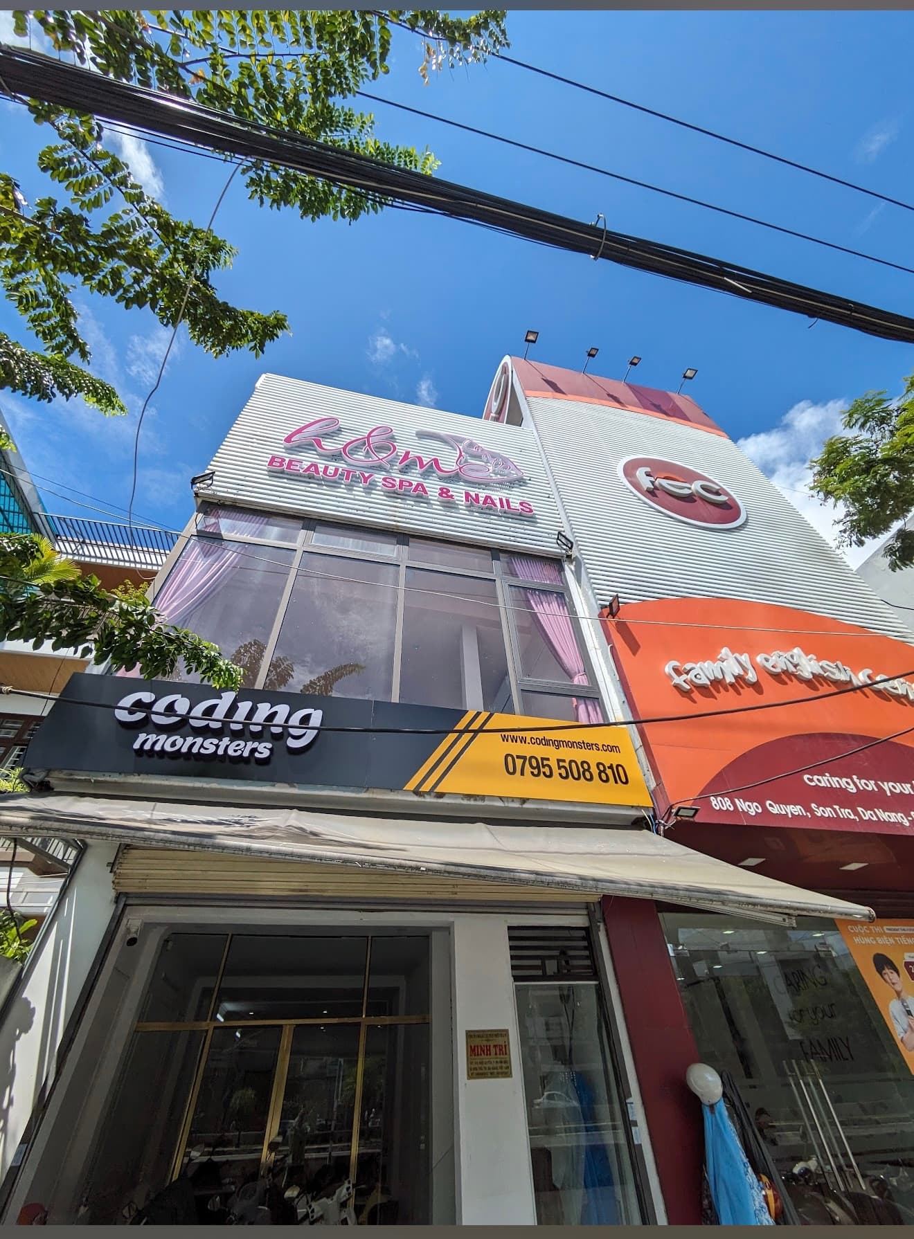 Nhà nguyên căn 3 tầng đường Ngô Quyền, diện tích 125m2, phù hợp kinh doanh và cho thuê