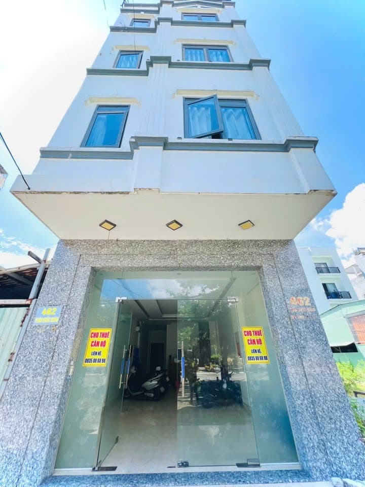 Khách sạn 10 phòng tại Trần Quốc Hoàn, diện tích 100m², phù hợp lưu trú 