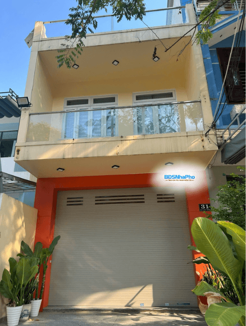 Nhà 3 tầng cho thuê tại Hà Văn Tính, diện tích 105m², phù hợp làm văn phòng hoặc trung tâm dạy học