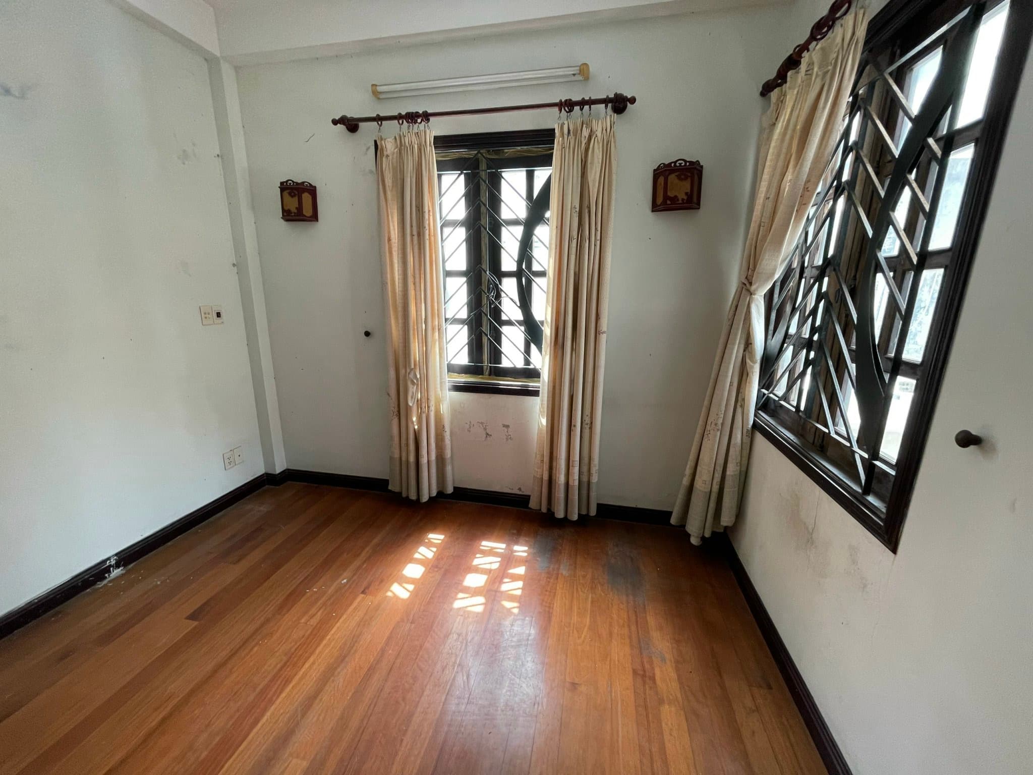 Nhà 3 tầng 6x23m đường Lê Lợi, quận Hải Châu, phù hợp văn phòng và showroom - Ảnh 7