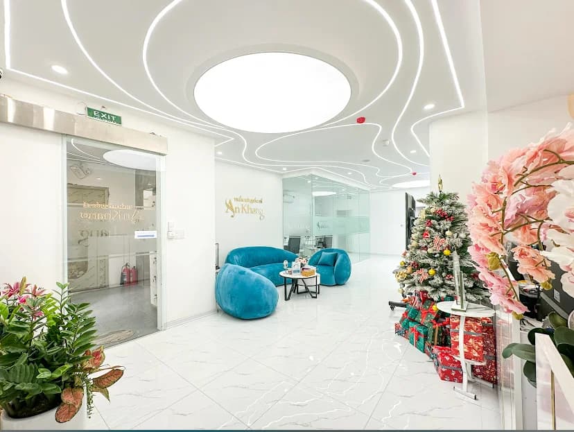 Nhà 3 tầng liền kề đường Điện Biên Phủ, diện tích 380m2, phù hợp kinh doanh