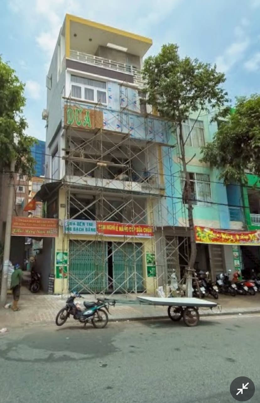 Nhà 3 tầng mặt tiền sông Hàn, Bạch Đằng, 300m2, phù hợp cafe và văn phòng