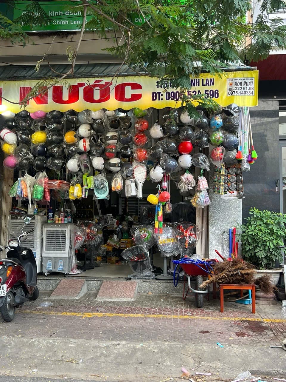 Nhà nguyên căn 2 tầng đường Cù Chính Lan