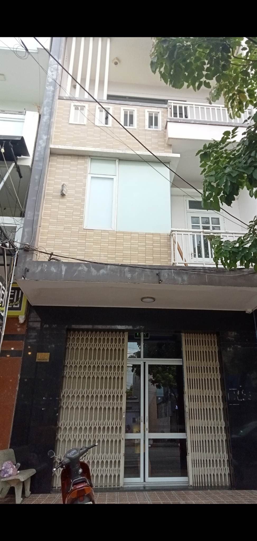 Nhà nguyên căn 3 tầng đường Phan Đăng Lưu