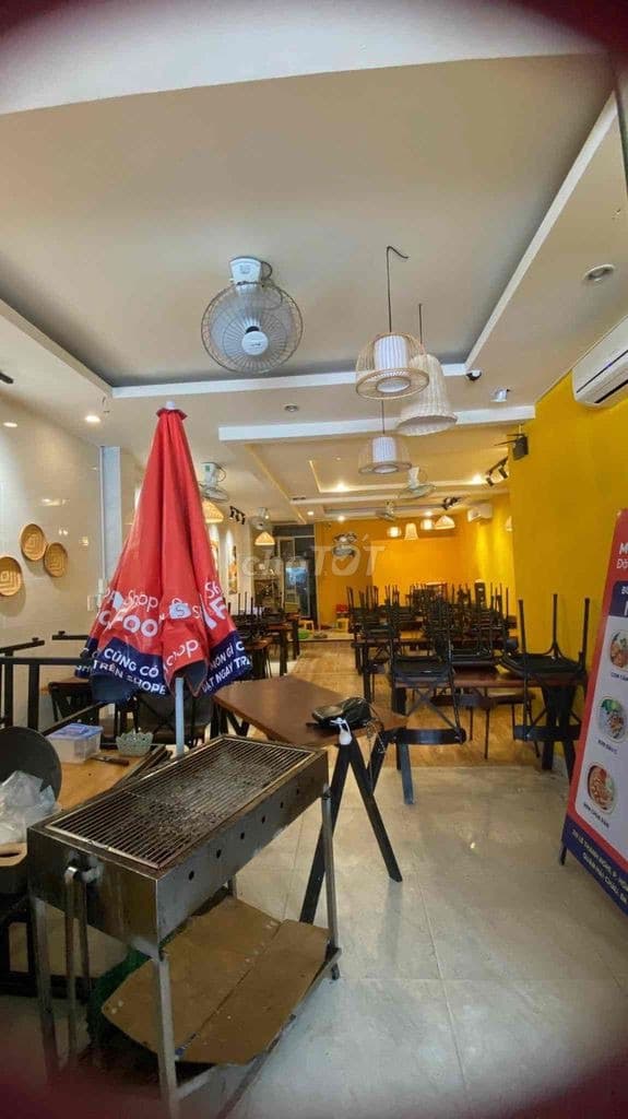 Nhà 3 tầng mặt tiền Lê Thanh Nghị