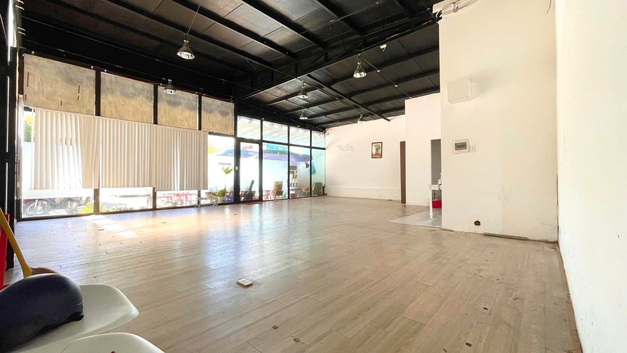 Mặt bằng trống tại Trần Phú, quận Hải Châu, phù hợp làm văn phòng