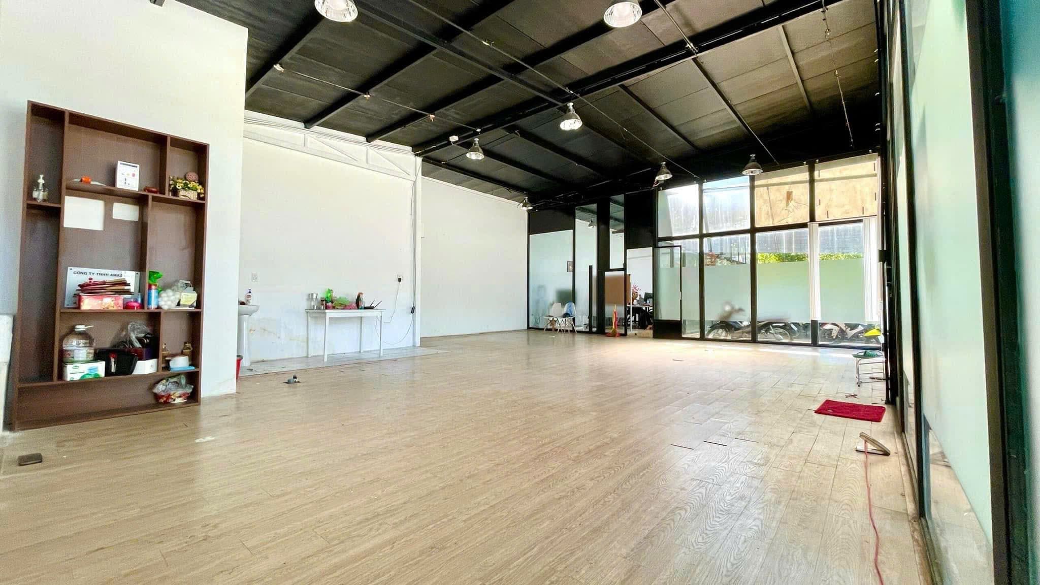 Mặt bằng trống tại Trần Phú, quận Hải Châu, phù hợp làm văn phòng - Ảnh 2