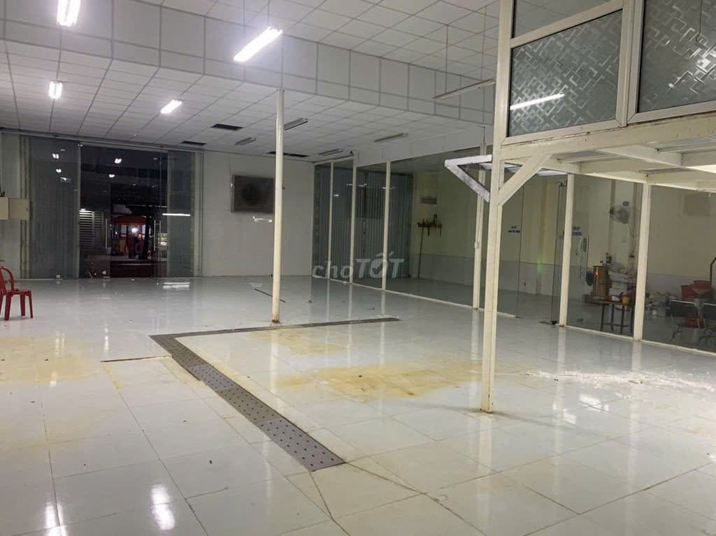 Văn phòng và kho 250m2 đường Lê Trọng Tấn, quận Cẩm Lệ, phù hợp kinh doanh - Ảnh 4