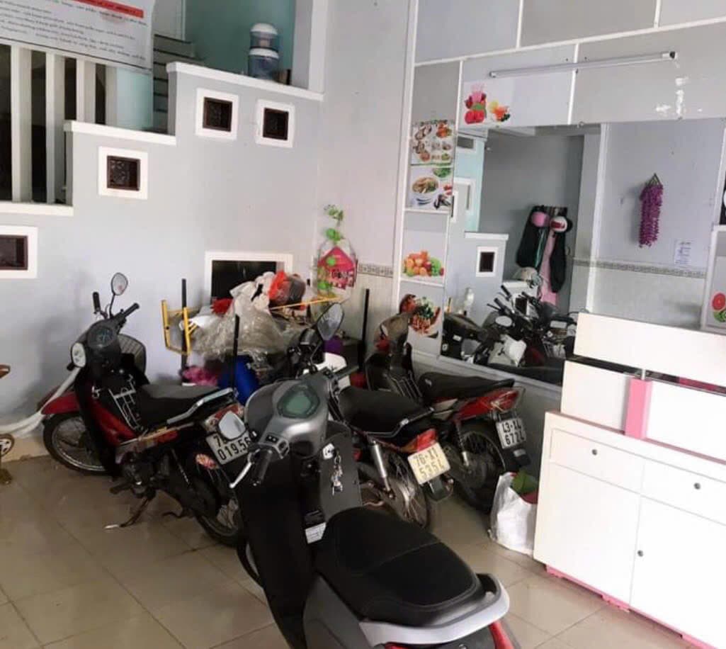 Nhà cấp 4 có mê đúc 2 phòng ngủ tại An Dương Vương, Ngũ Hành Sơn, cho thuê lâu dài