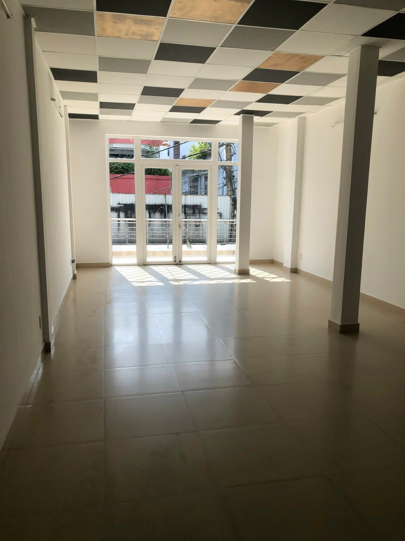 Nhà nguyên căn 3 tầng đường Nguyễn Chí Thanh, diện tích 89m2, phù hợp kinh doanh - Ảnh 5