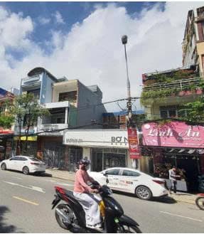 Nhà nguyên căn 3 tầng đường Đống Đa, quận Hải Châu, diện tích 147,5m2