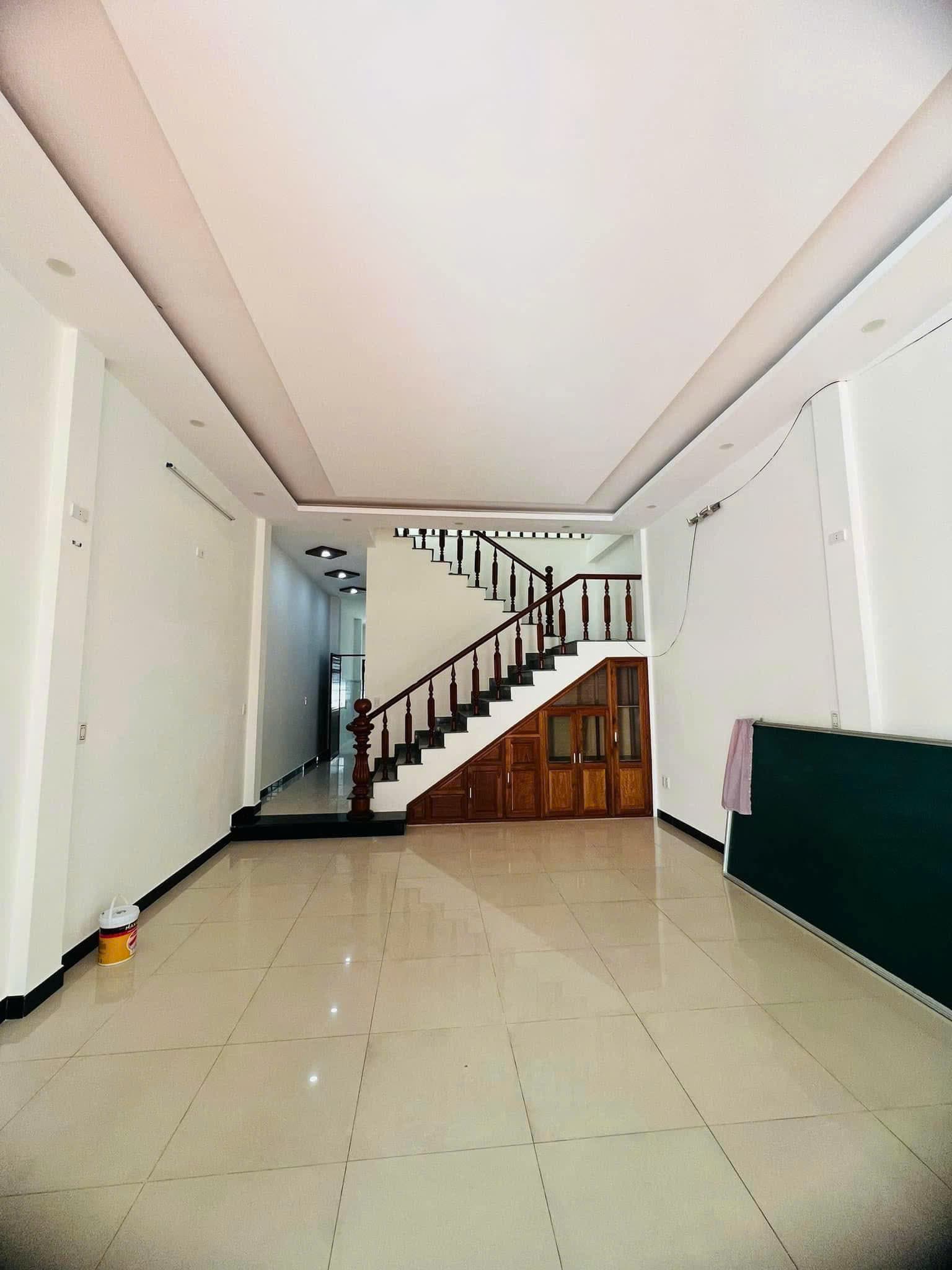 Nhà nguyên căn mặt tiền Phạm Tứ gần chợ Cẩm Lệ, diện tích gần 300m2, phù hợp ở và kinh doanh - Ảnh 7