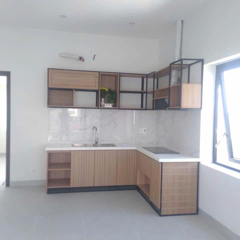 Nhà nguyên căn 3 tầng trống suốt tại Tạ Mỹ Duật - Ảnh 6