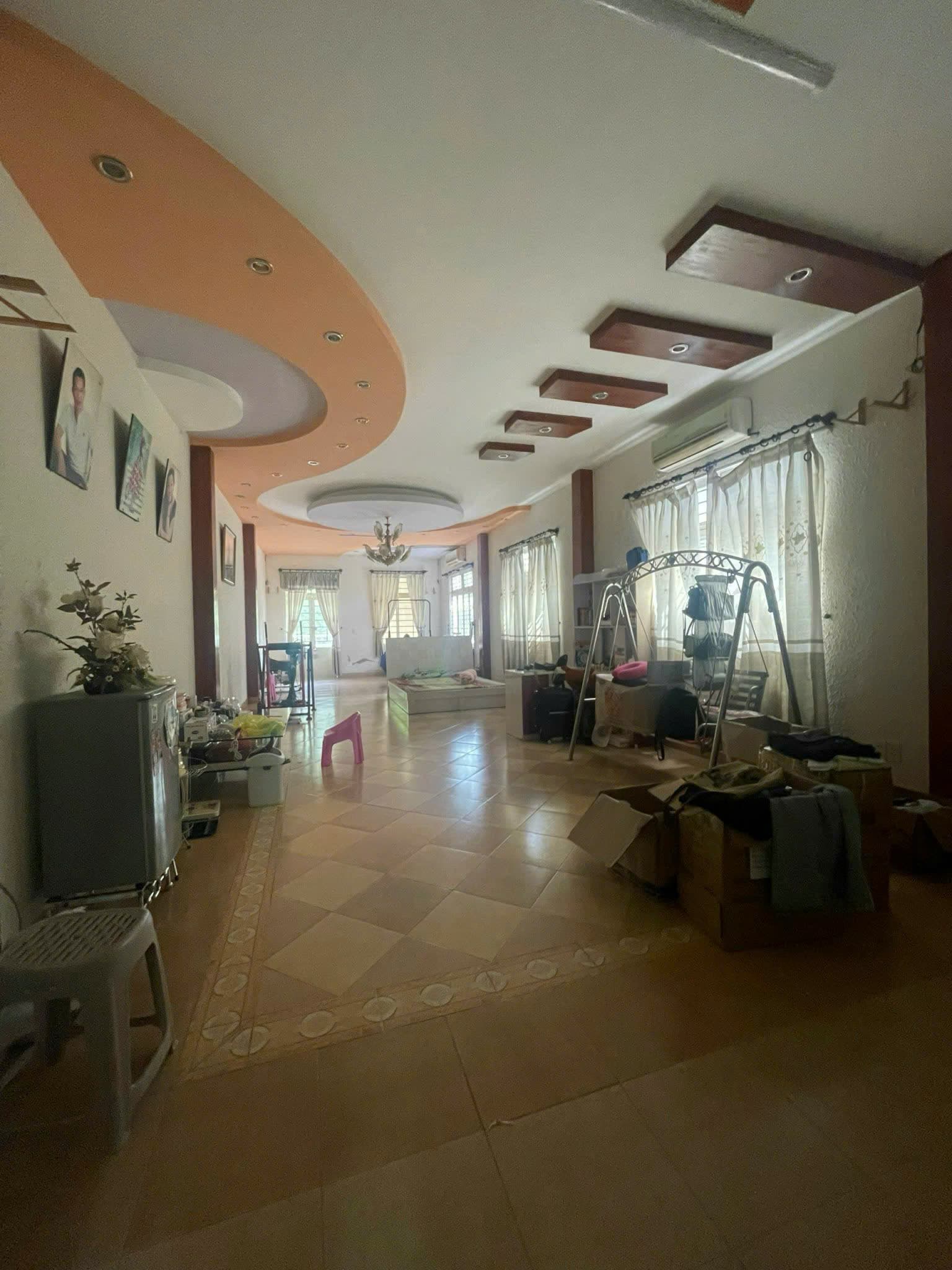 Nhà nguyên căn 3 tầng đường Thái Phiên, diện tích 127,4m2, phù hợp kinh doanh - Ảnh 2