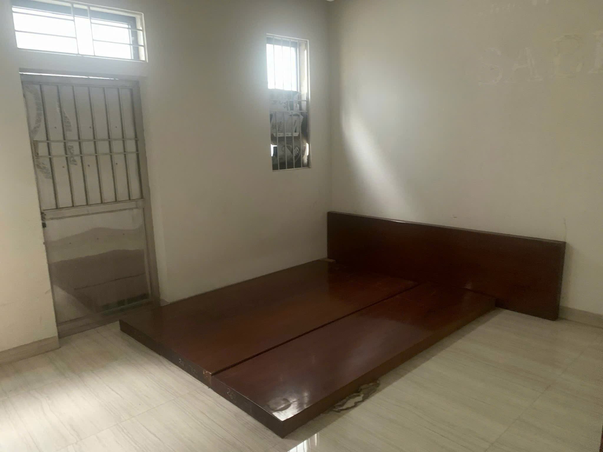 Mặt bằng tầng 1 100m2 tại Hồ Nghinh, chung chủ, không cho kinh doanh ăn uống - Ảnh 2