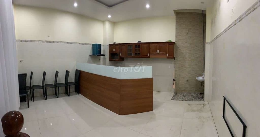Nhà nguyên căn 4 tầng đường Trưng Nữ Vương, quận Hải Châu 