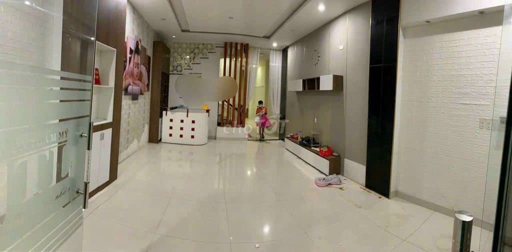 Nhà nguyên căn 4 tầng đường Trưng Nữ Vương, quận Hải Châu  - Ảnh 7