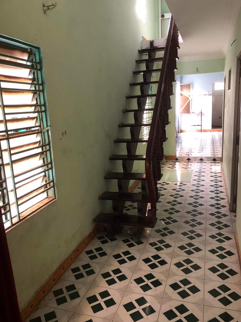 Mặt bằng kinh doanh đường Âu Cơ, diện tích 127m², phù hợp đa dạng ngành nghề - Ảnh 2