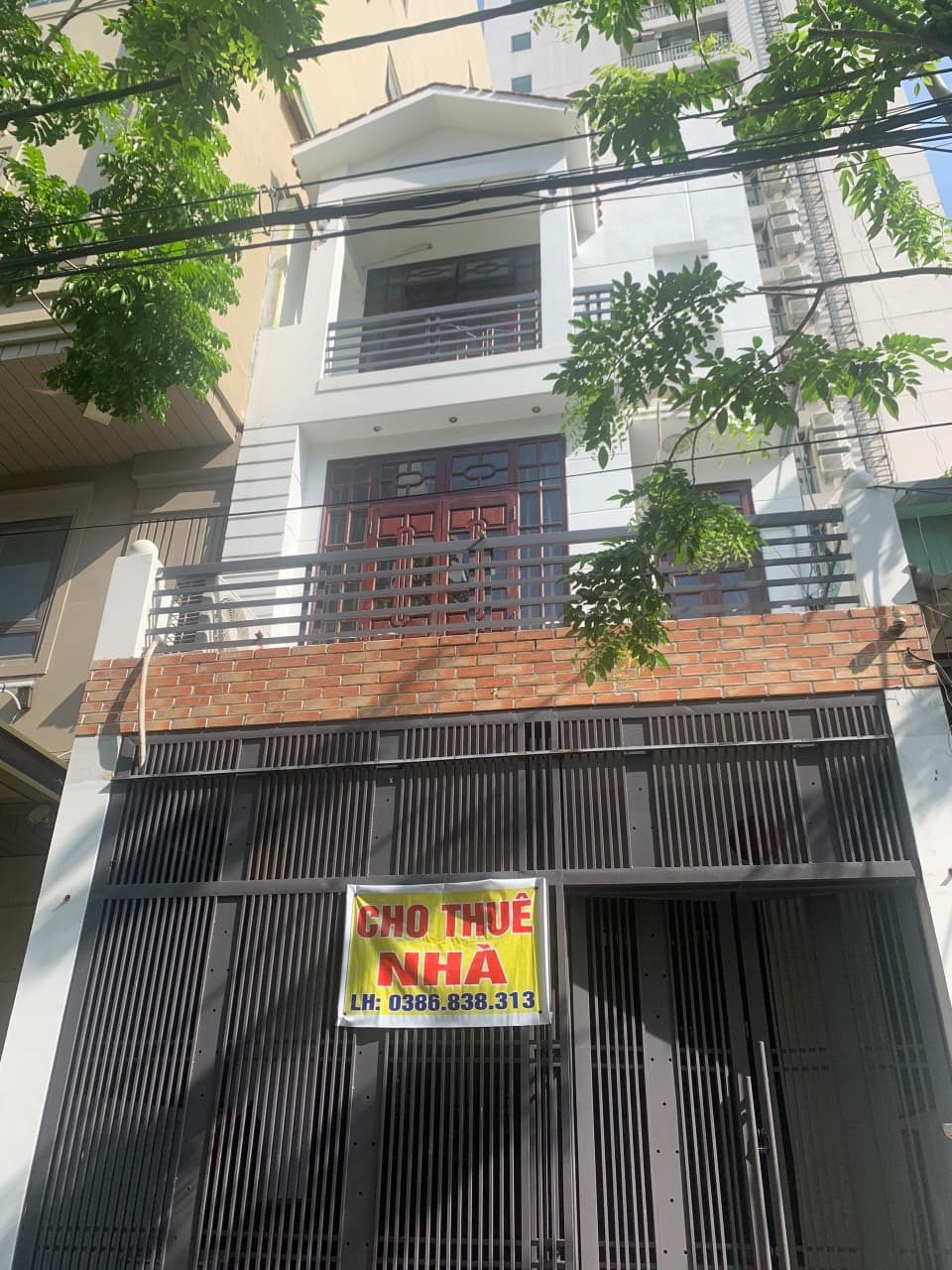 Nhà nguyên căn 3 tầng tại Nguyễn Xuân Khoát, Sơn Trà, phù hợp kinh doanh và ở