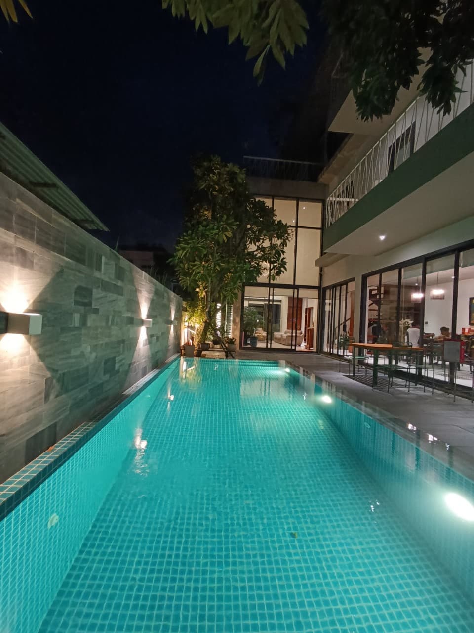Biệt thự Euro Villa 1 diện tích 250m2 tại Hoa Phượng 2, có hồ bơi