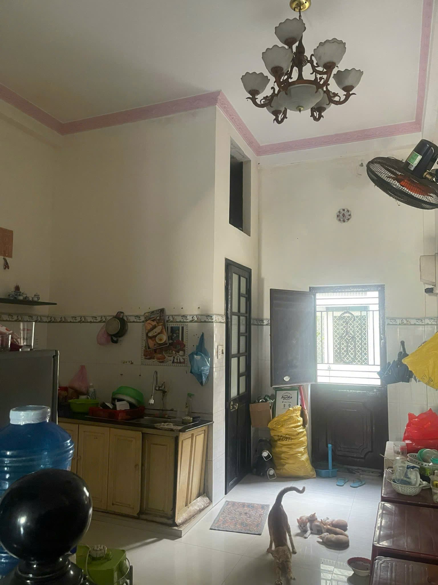 Nhà nguyên căn 2 tầng đường Trưng Nữ Vương, 2 phòng ngủ - Ảnh 2