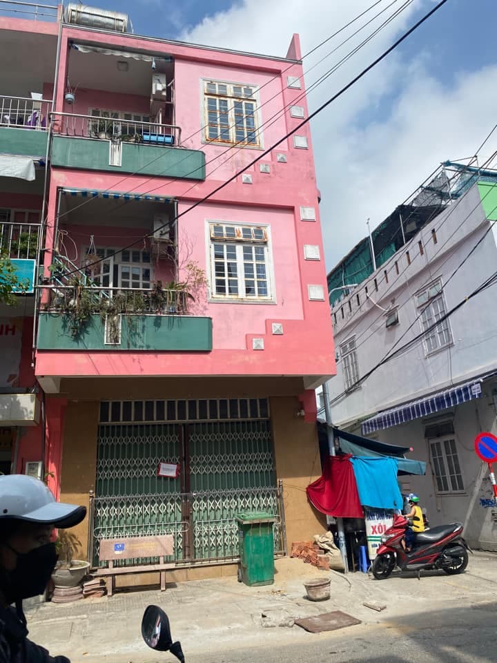 Nhà nguyên căn 3 tầng kẹp kiệt 4m, diện tích 50m2, phù hợp kinh doanh tại Phạm Cự Lượng
