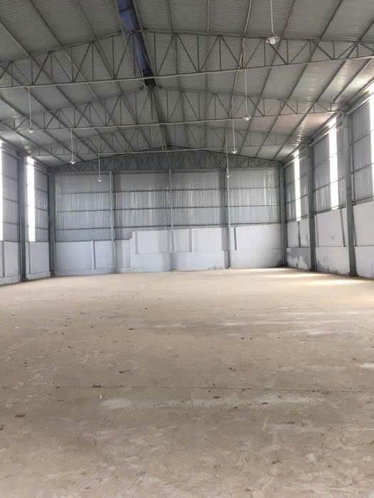 Kho rộng 850m2 tại Hoà Khánh, phù hợp lưu trữ hàng hóa